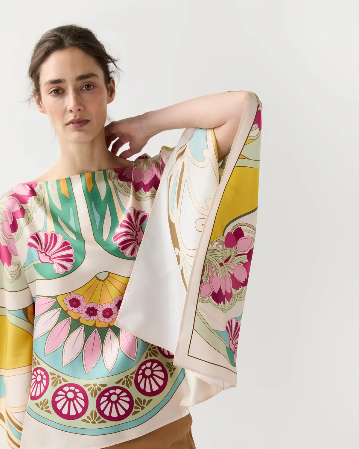Square Top In Tulip Placée 2