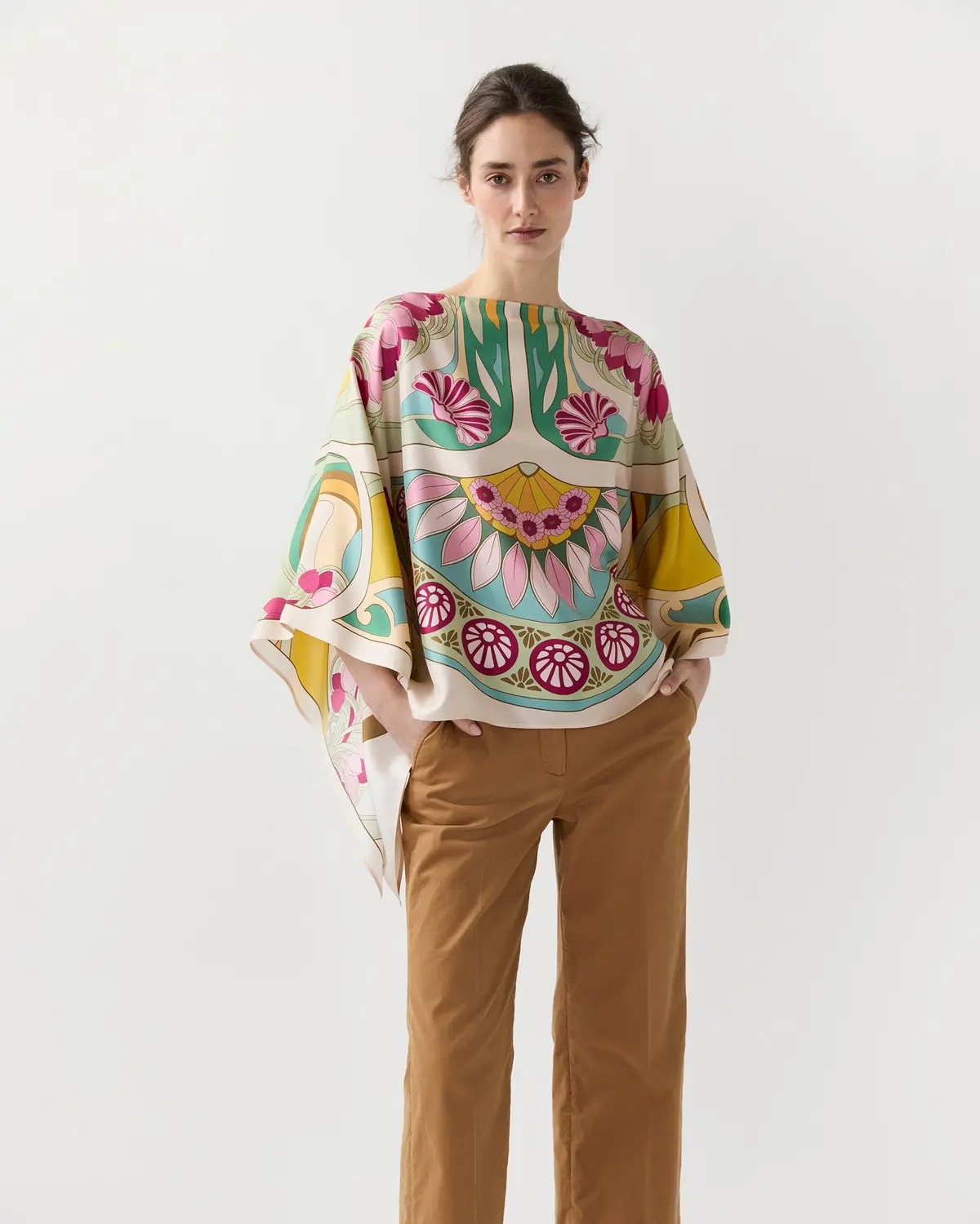 Square Top In Tulip Placée 1