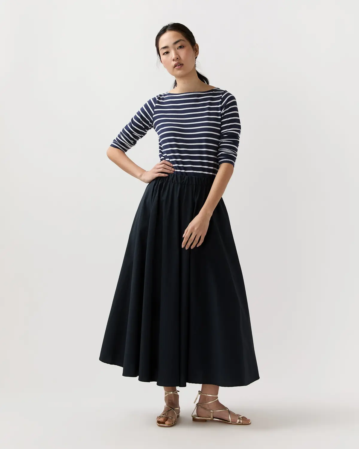 Midi Skirt In Navy 1