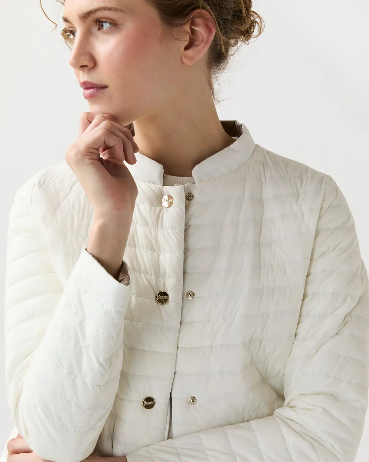 Matte/Shiny Reversible Short Jacket In White 2