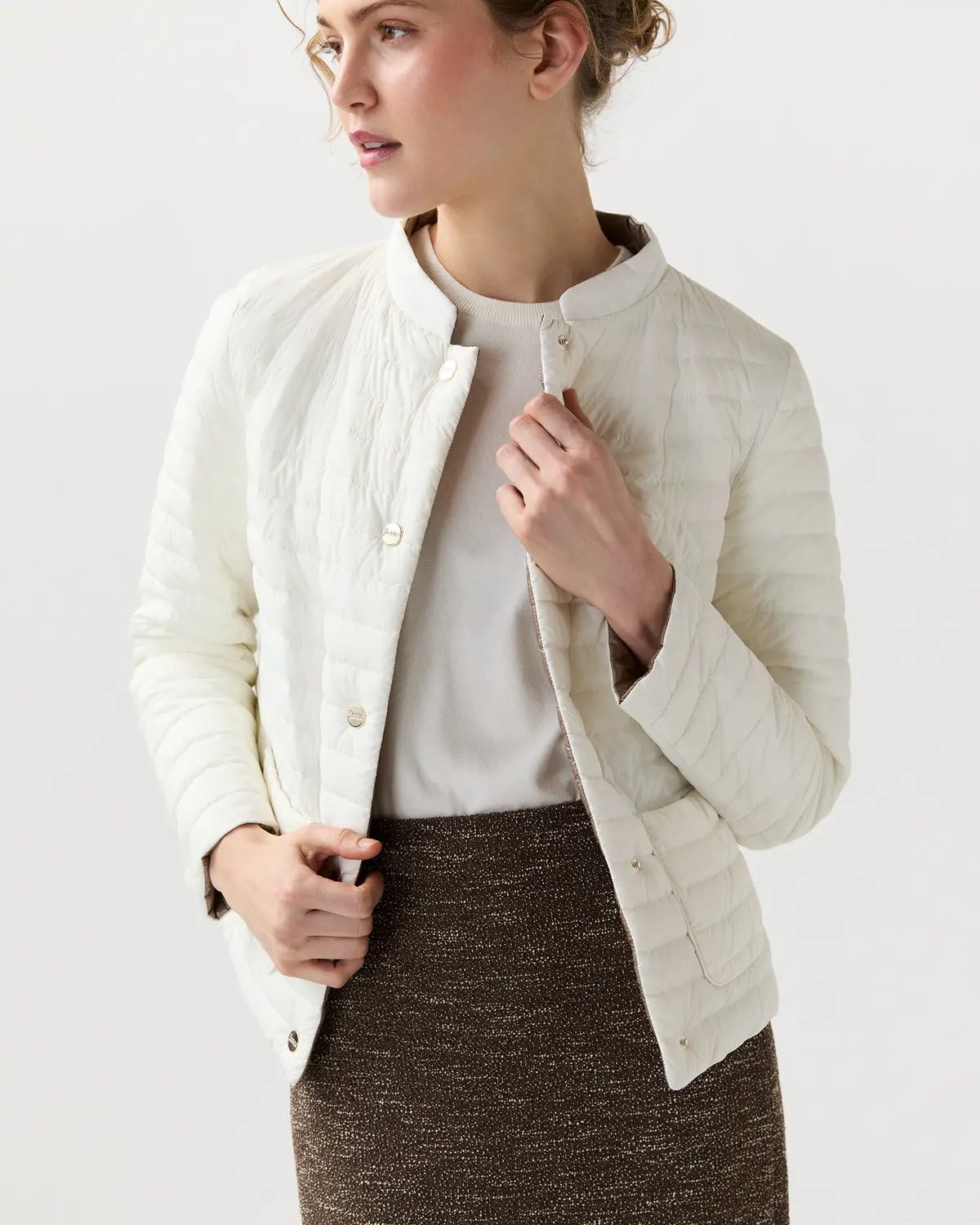 Matte/Shiny Reversible Short Jacket In White 1