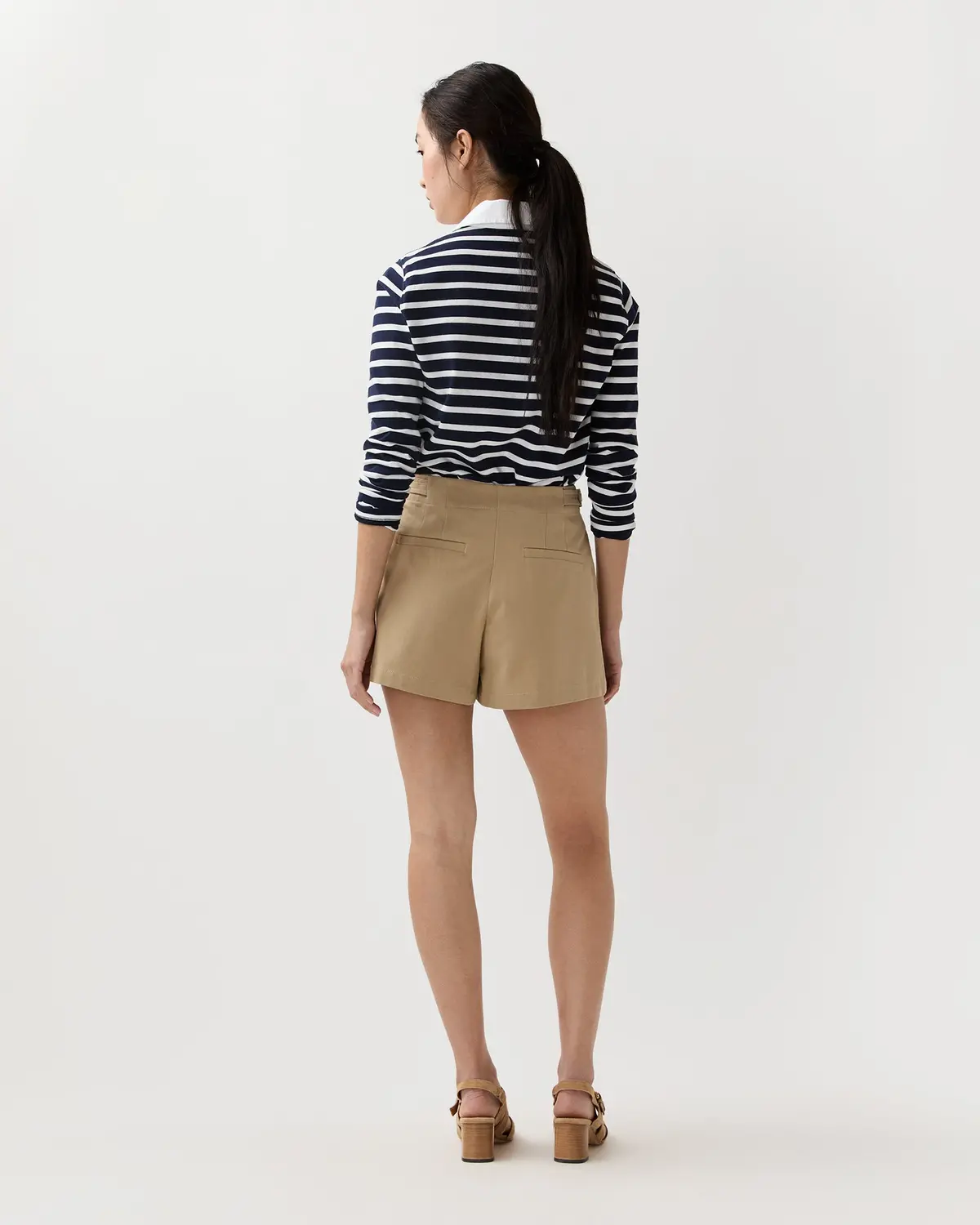 Kira Short In Sahara 5