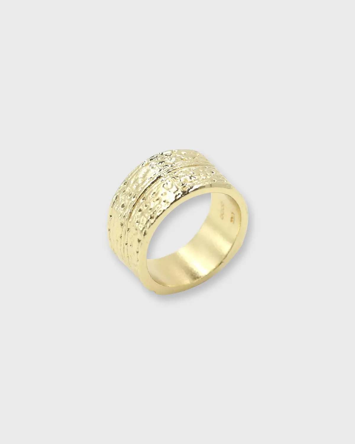 Armadillo Shell Ring In Vermeil 1