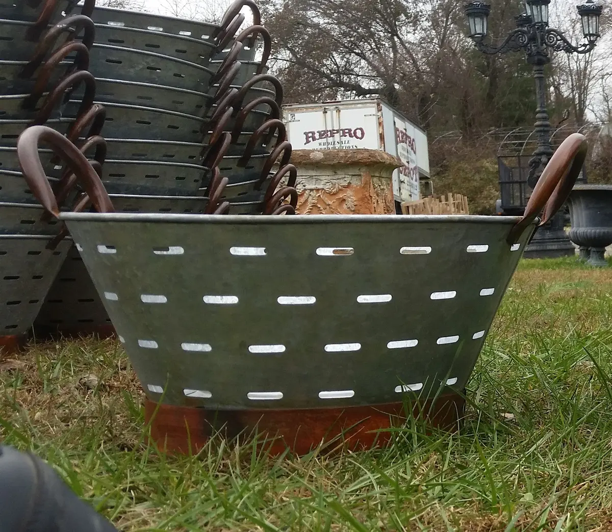Metal Tin - Small Galvanized Metal Olive Bucket With Handles 1