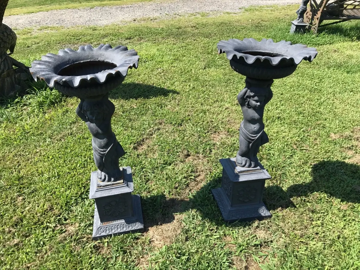 Urns Cast Iron - Pair Tall Cherub 1