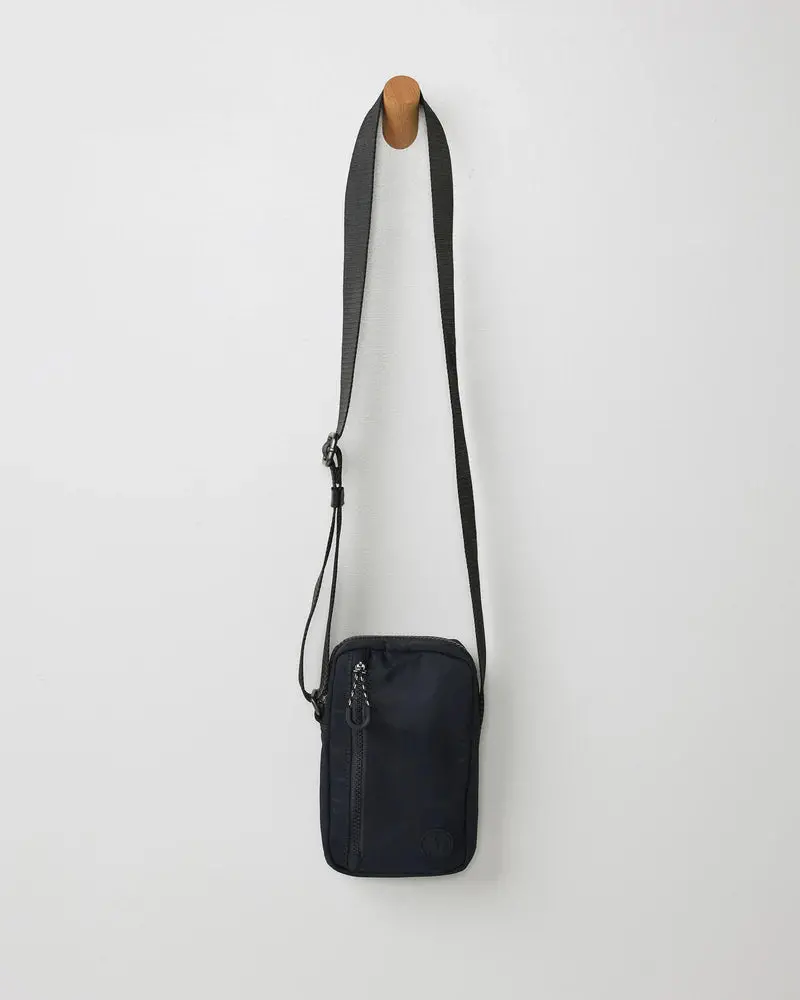 All Around Crossbody - Vw828 1