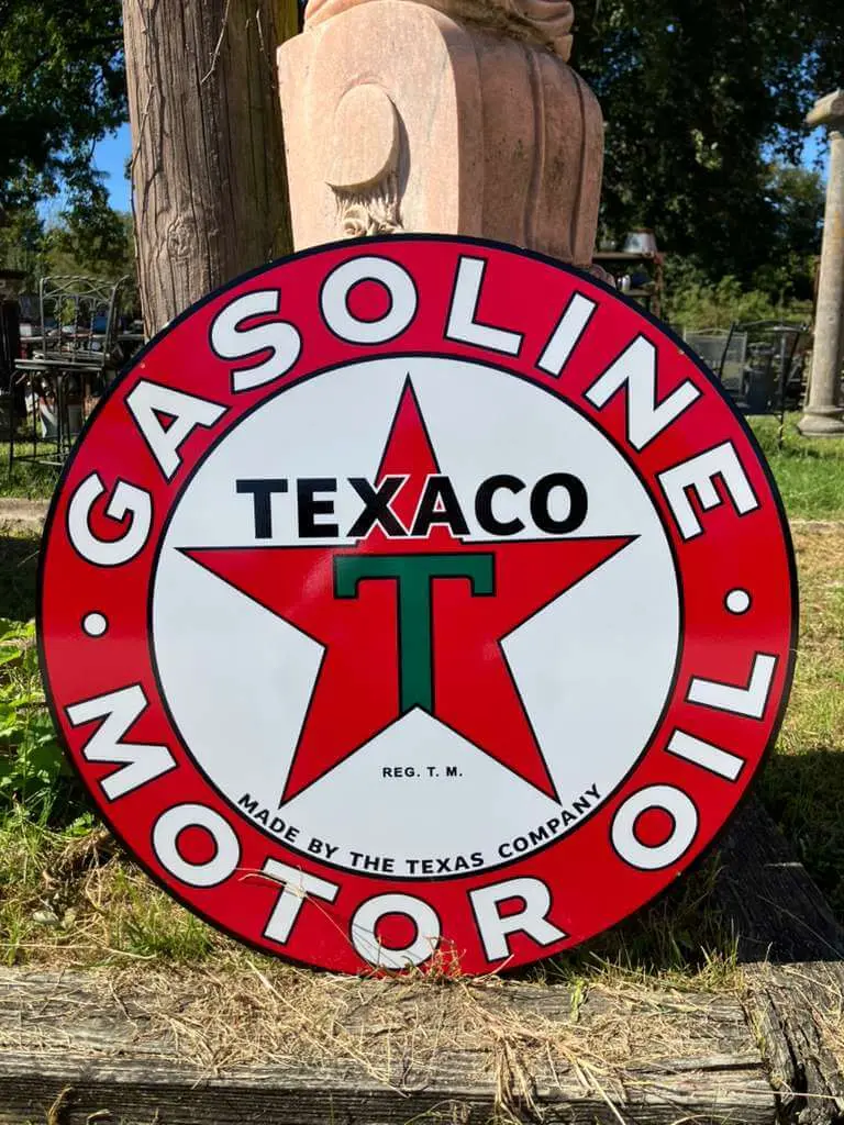 30-Inch Diameter Vintage Texaco Motor Oil Gasoline Steel Sign 1