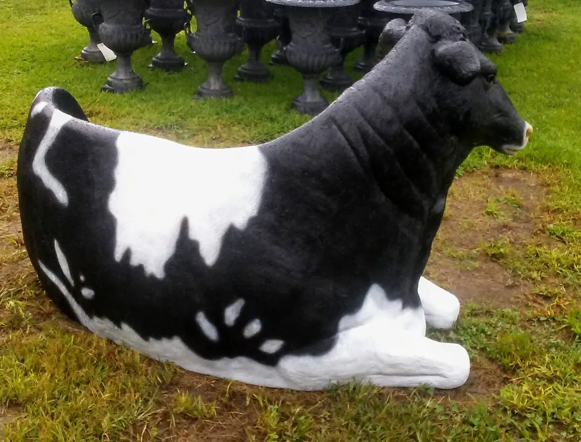 Statue -  Life Size Cow Chair Sofa "Cowch" 1