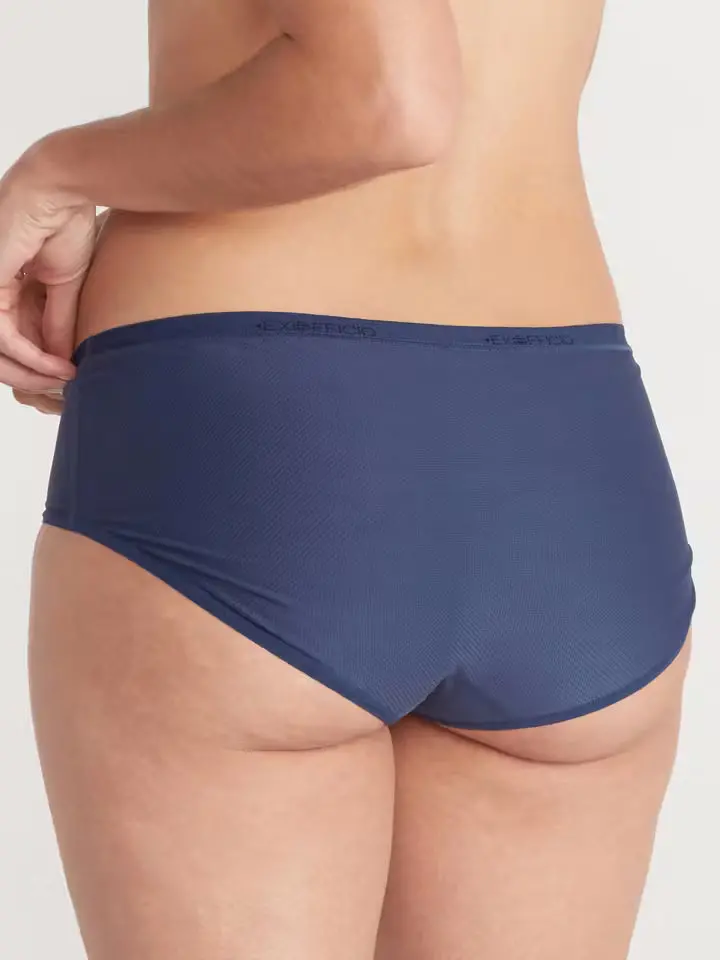 Give-N-Go® 2.0 Hipster (Women's) 8