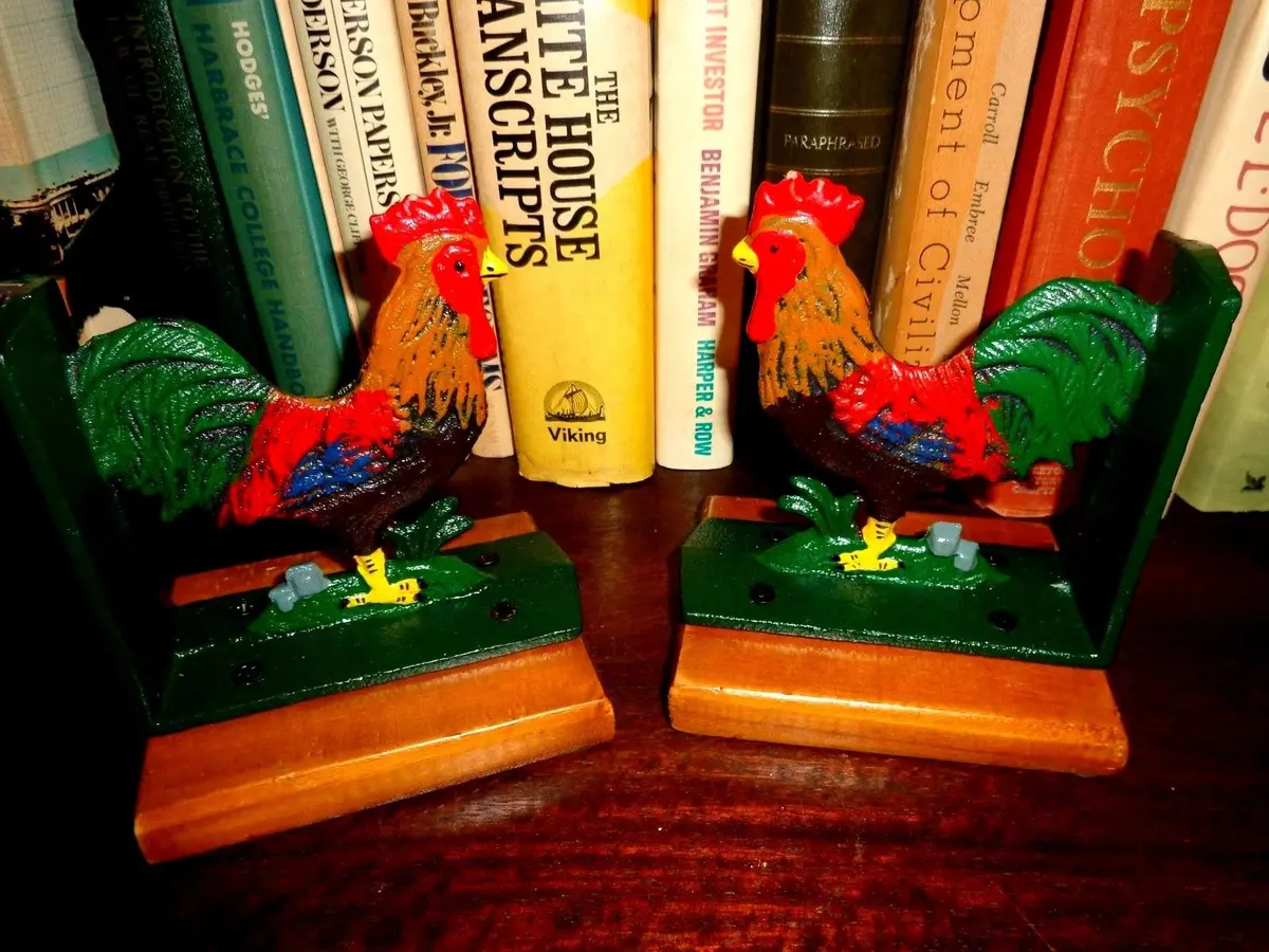 Book Ends - Cast Iron Rooster With Wooden Base 2